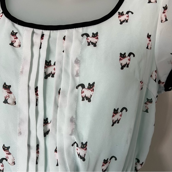 Mint-green cat-print Doe and Rae mini dress - Picture 9 of 10